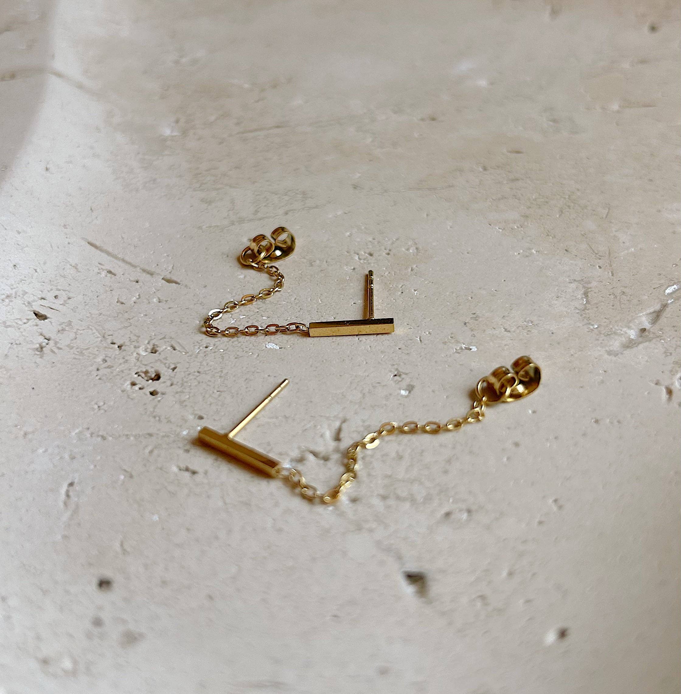 Boem Collection - Wholesale Huggie Earrings - Noa Chain Huggies1