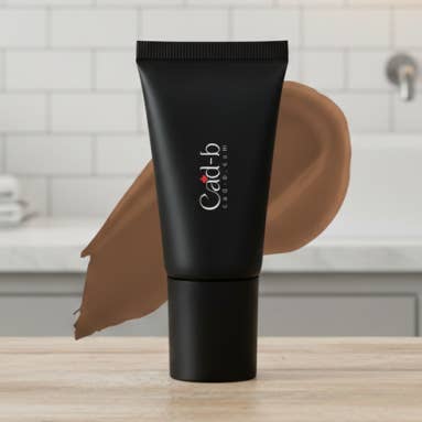 Bronzing Fugtgivende – Fugtgivende, Dugfrisk, Solkysset Glød – BMZ03 | Vegansk, Cruelty-Free, Parabenfri for engroshandel hos Cad b makeup and skincare