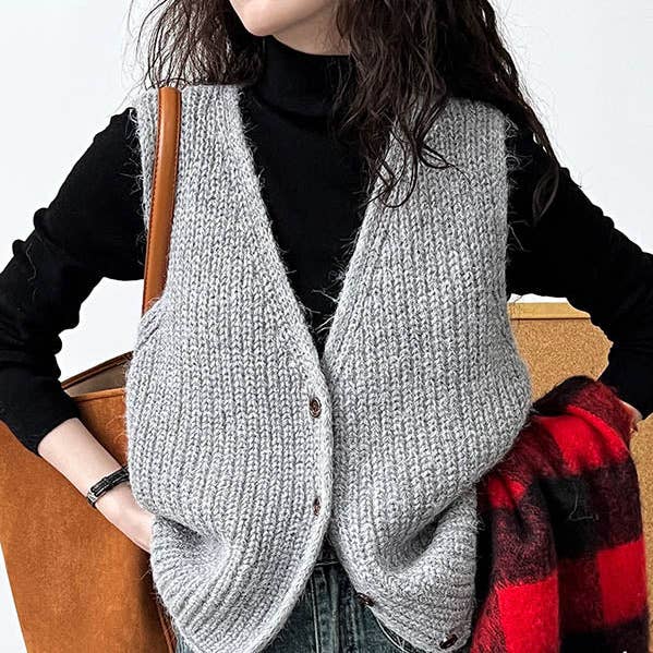 Loose Sleeveless Split-Joint V-Neck Vest Top for wholesale by Plush Looks