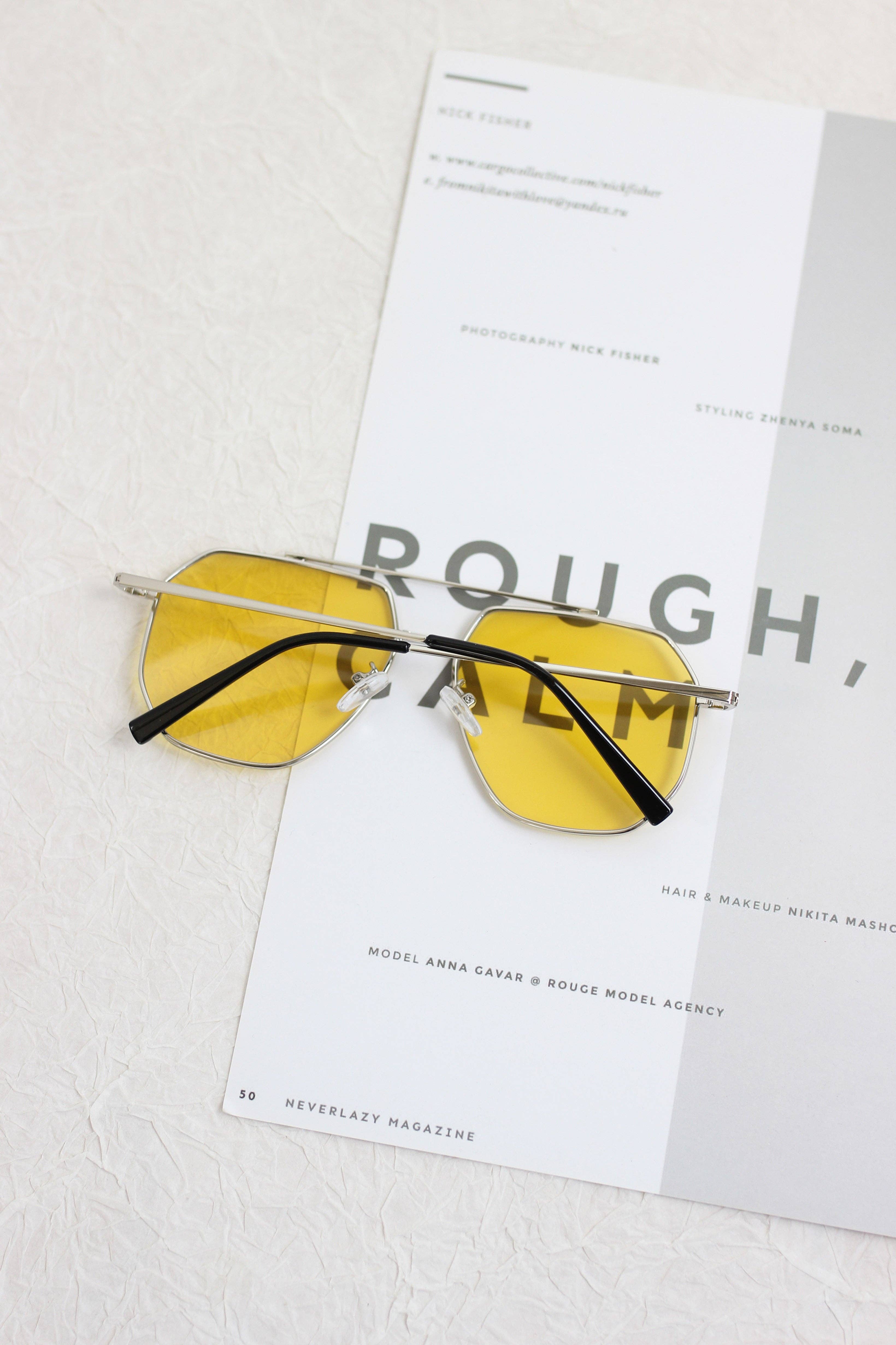 A2501TPS36919 - Photochromic Aviator Sunglasses with Yellow for wholesale on Faire2