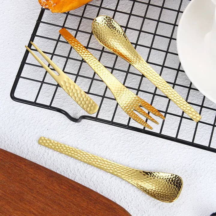 Sostraw & SmartThings - Wholesale Table fork - Hammered Fork - 4 colors - Appetizers, tapas or Dessert