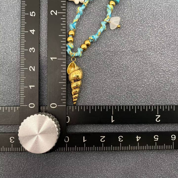 Mio Queena - Wholesale Pendant/Charm Necklace - 18K Golden SS Conch Charm Colored Rope Necklace - FGS2