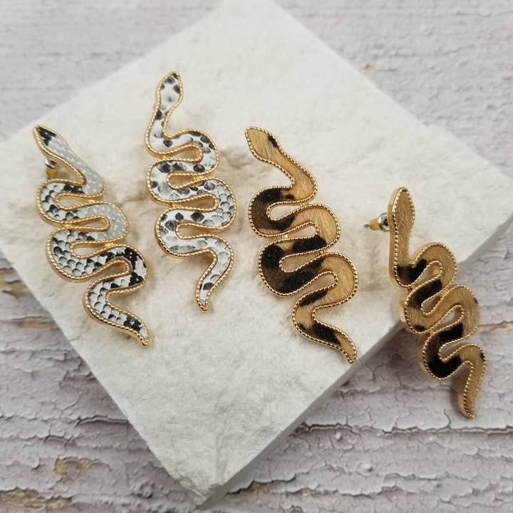 Leopard & Snake Stud Earrings for wholesale by Treasure Wholesale