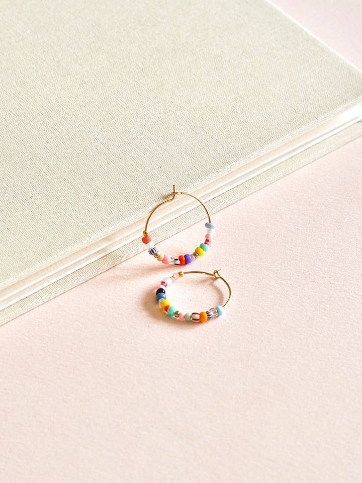 MONDO - hoop earrings with colorful pearls/gift idea for wholesale by SAN SAN