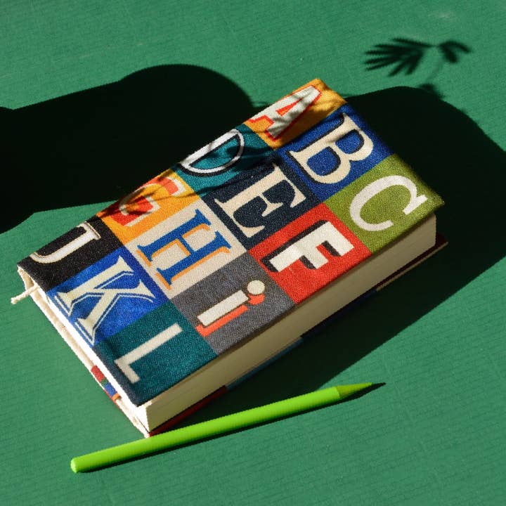 ABC Alphabet bokomslag för wholesale av Maron Bouillie