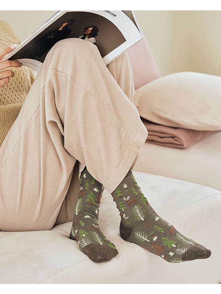 7DAYSSOCKS - Wholesale Socks - Women's - Women's Crew Oulanka Forest Pattern Socks