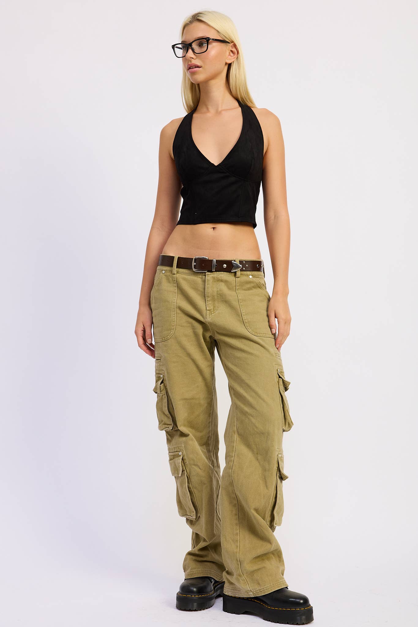 Emory Park – Großhandel Bluse – Damen – SUEDE-NECKHOLDER-TOP MIT RÜCKENREISSVERSCHLUSS12