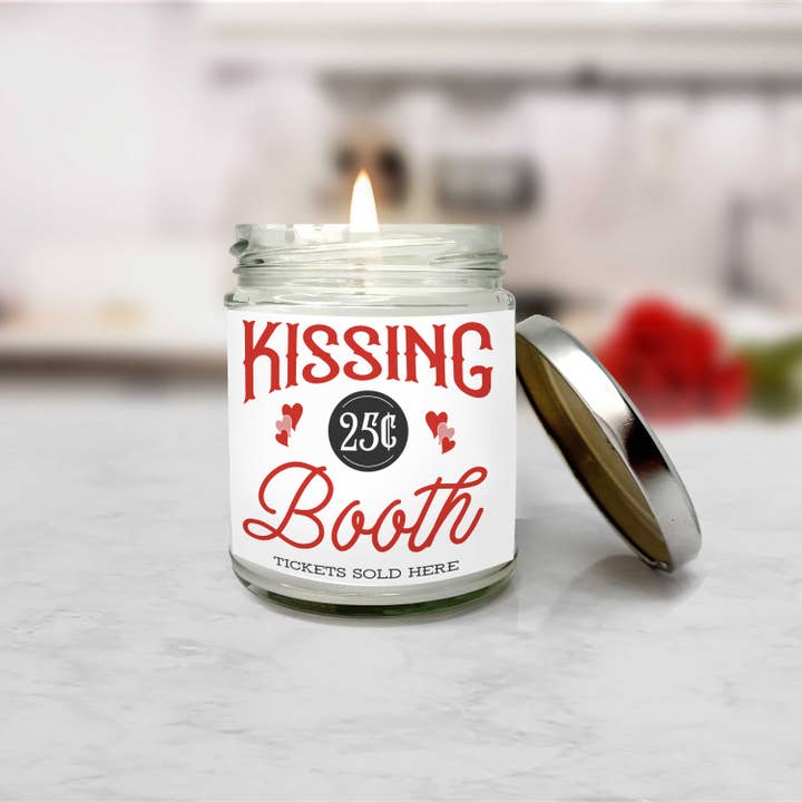 ZA Handmade Wholesale - Wholesale Travel Candles - Valentine's Day Candle Kissing Booth with hearts - Cute Trendy Valentines' day gift