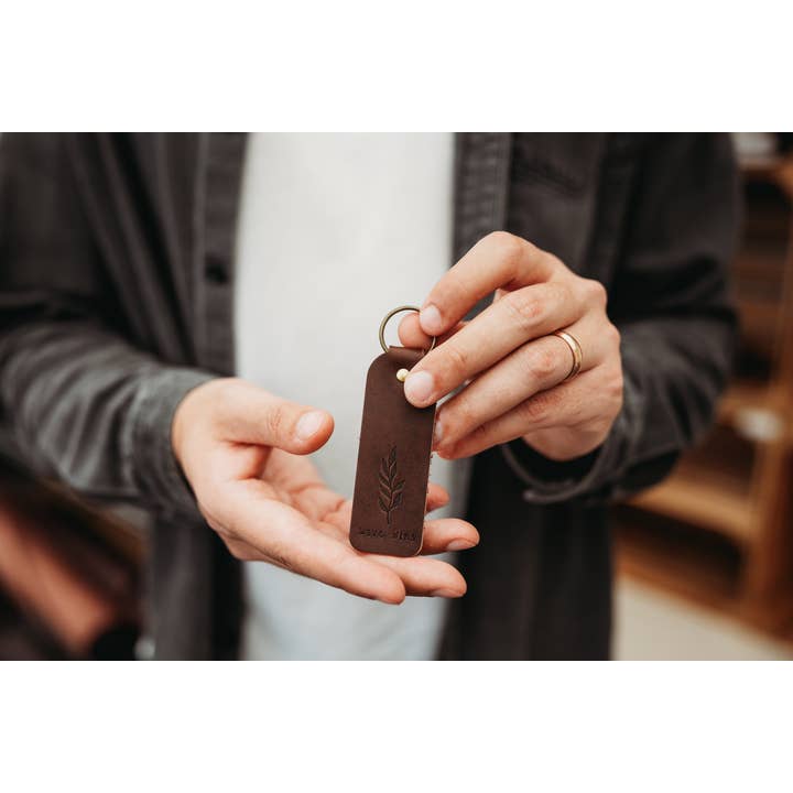 Lucas Ruth - Wholesale Keychain - Unisex - Floral Encouraging Leather Keyrings11