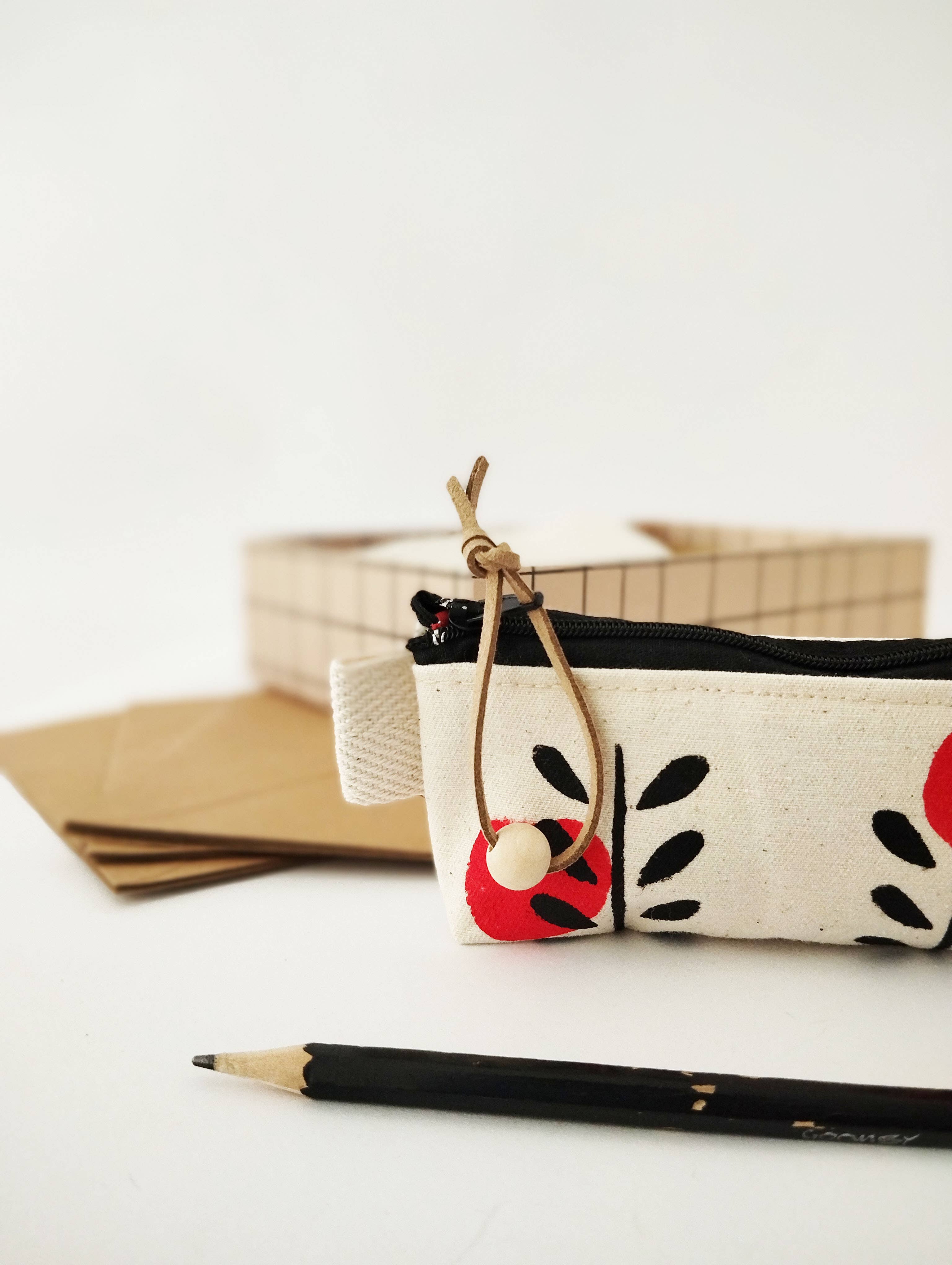 The Ink Job - Vente Étuis/trousses à crayons - Trousse à crayons à motifs floraux scandinaves4