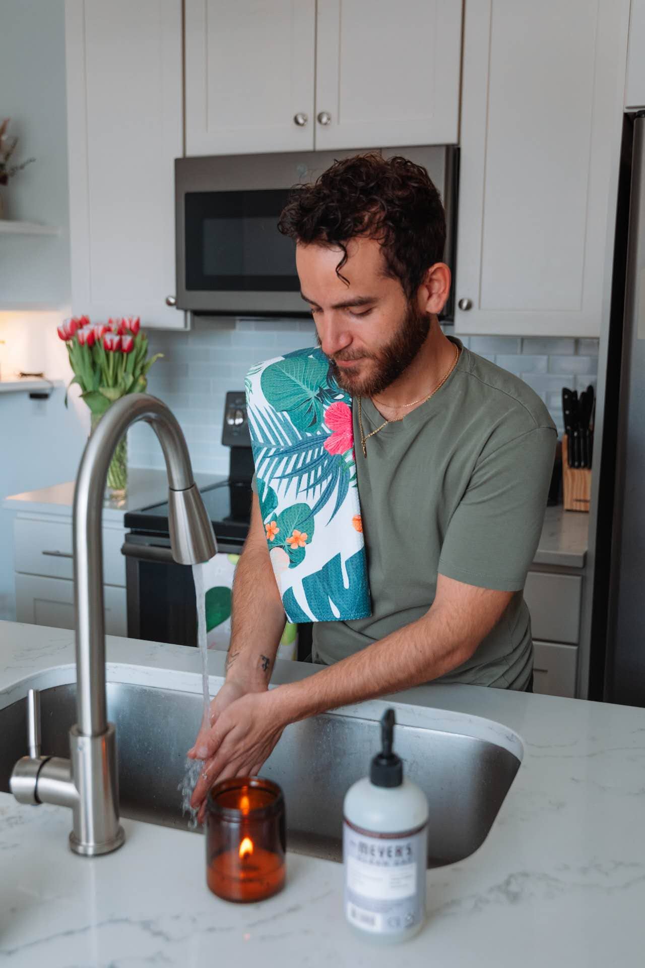 RHB HAWAII – Großhandel Geschirrtücher – Geschirrtuch mit Hibiskusblüten3