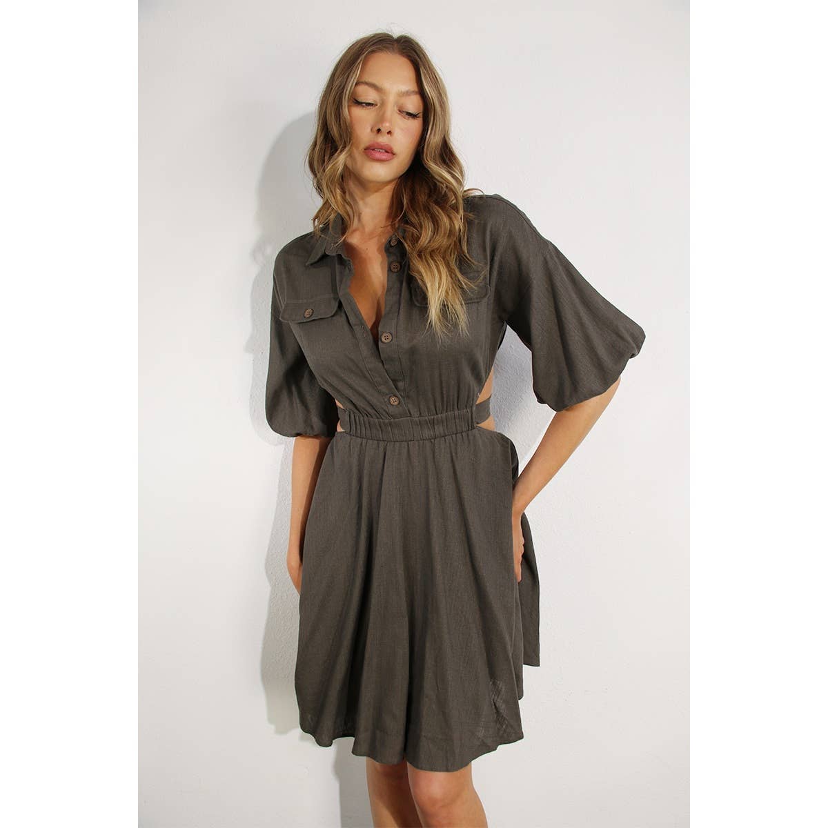 MARRONE ABITO CAMICIE APERTE IN LINO in vendita all'ingrosso su Faire5