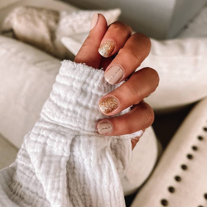 Ivy & Ash - Wholesale Nail Art/Decal - Goal Getter | Taupe & Gold Glitter Neutral Nail Wrap