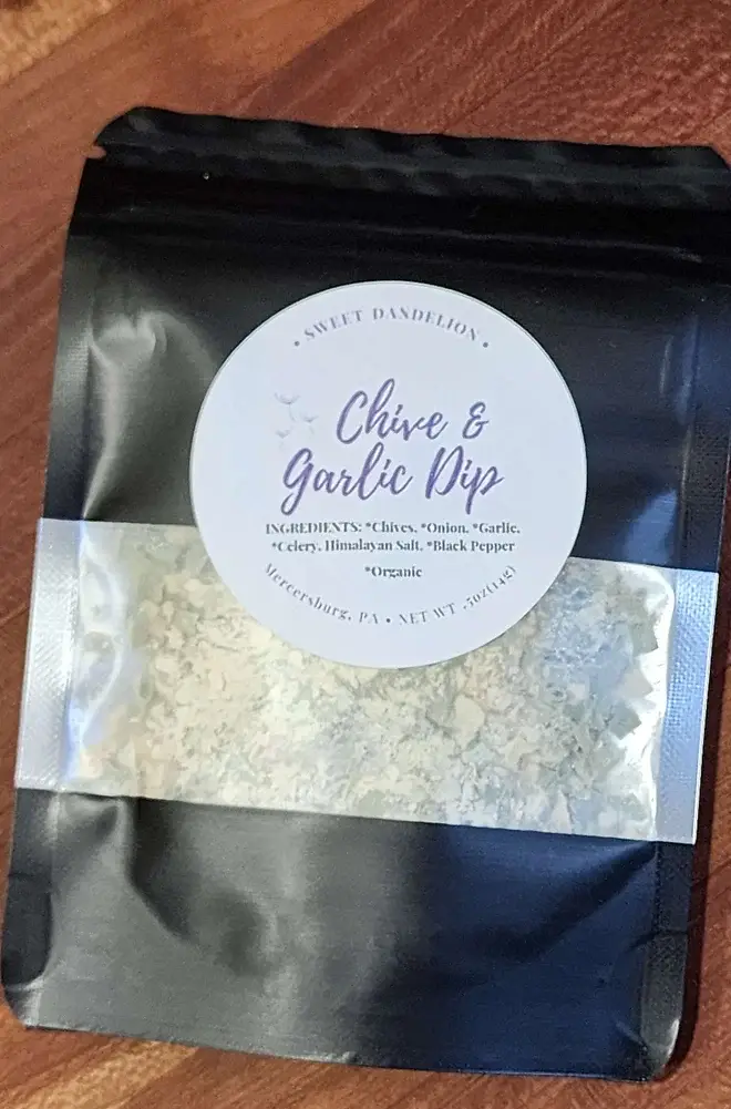Sweet Dandelion, llc - Wholesale Dip - Chive & Garlic Dip6