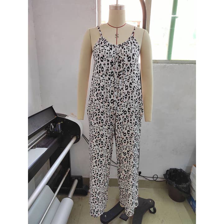 UNISHE - Wholesale Jumpsuit - Women's - Sleeveless Leopard Print Pocketed Loose Fit Jumpsuit ZK331416