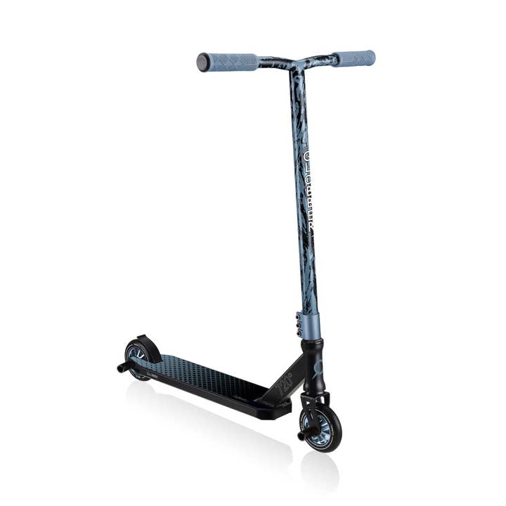 GS 720 Stunt Scooter for wholesale by Globber