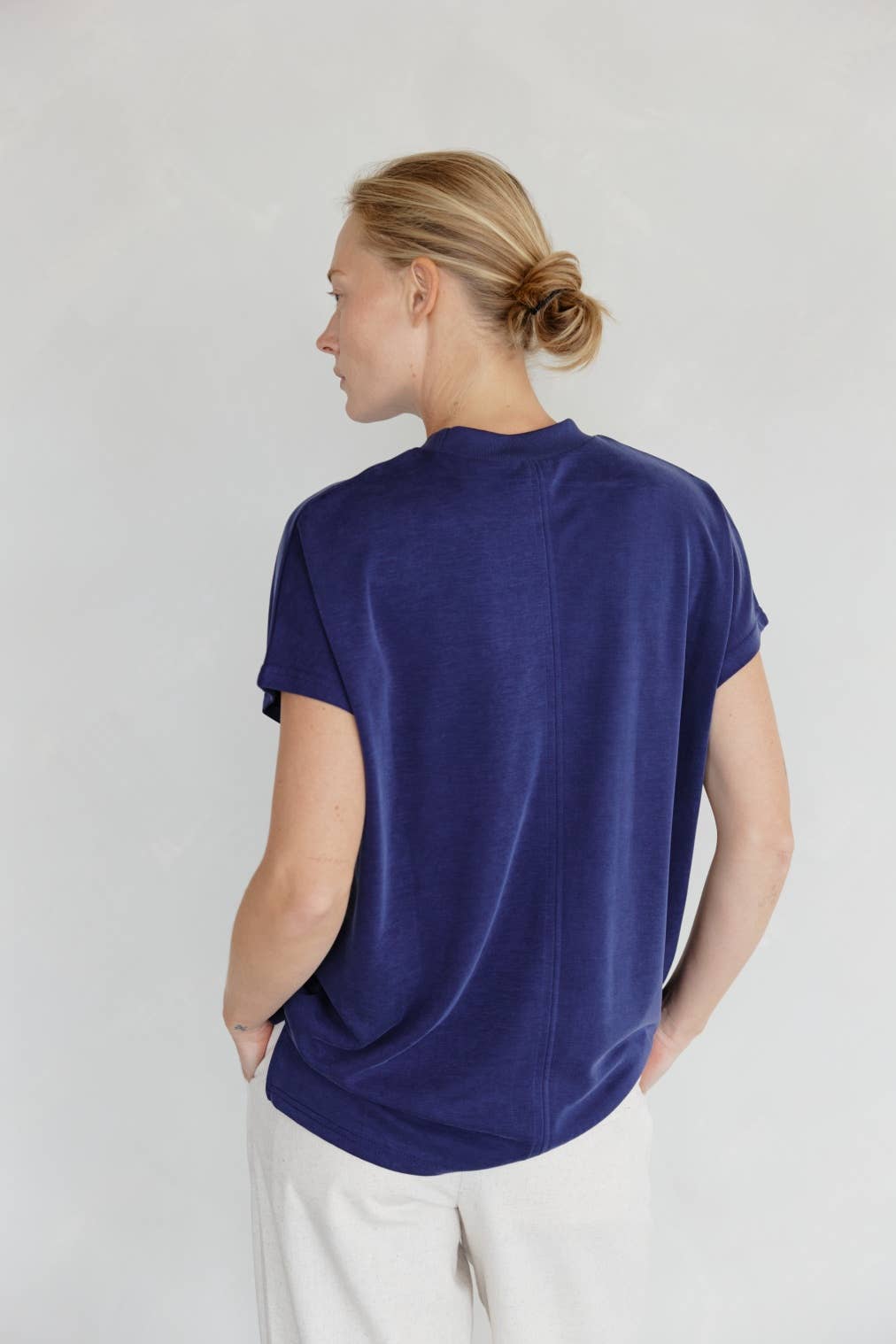 MOD REF - Vente T-shirt – femme - The Ashton Top | Haut délavé à épaules tombantes18