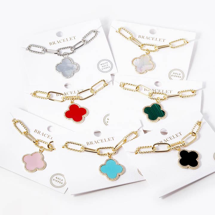 Pulseira Paperclip de papel com charme quatrefoil mergulhado em ouro por atacado de Sensibling Corp.