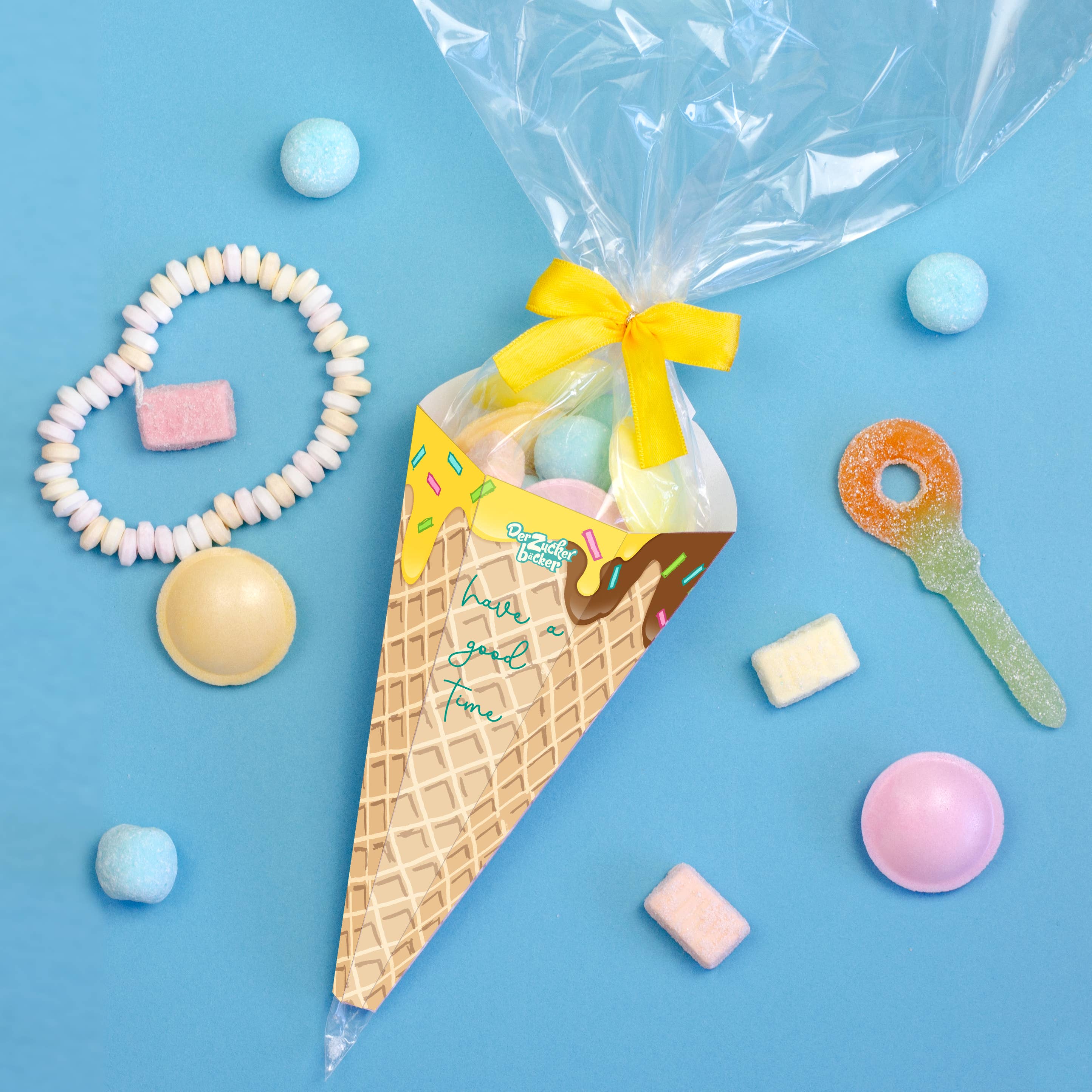 Der Zuckerbäcker - Vente Bonbons gélifiés - Cône glacé en sucre vegan avec assortiment coloré de bonbons1