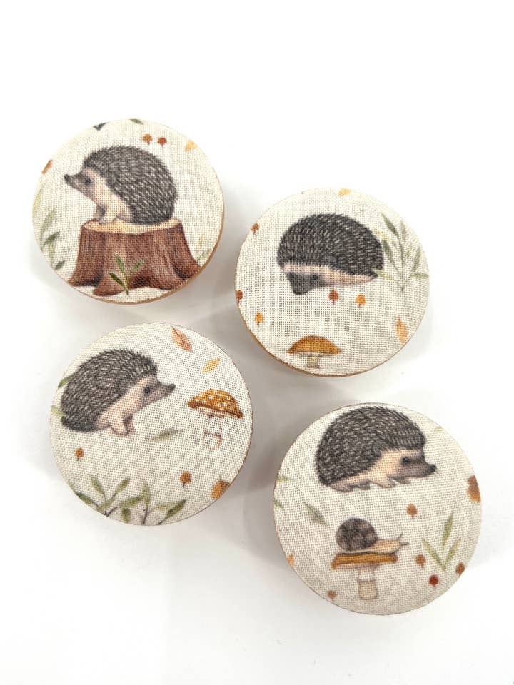 Set di 10 pomelli per cassetti ricci personalizzati per la vendita all'ingrosso da parte di Rusty Canvas