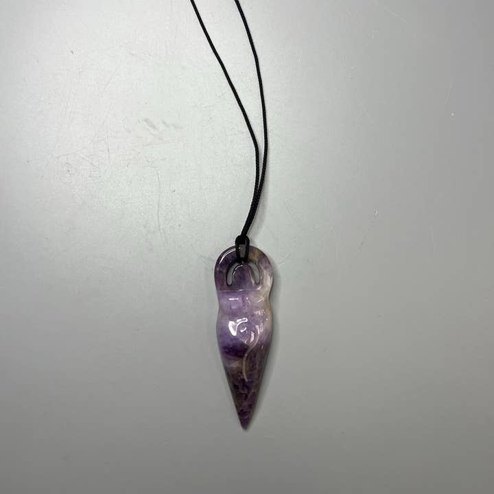VIE - Wholesale Pendant/Charm Necklace - Mother Earth Goddess Pendant, 8x3cm