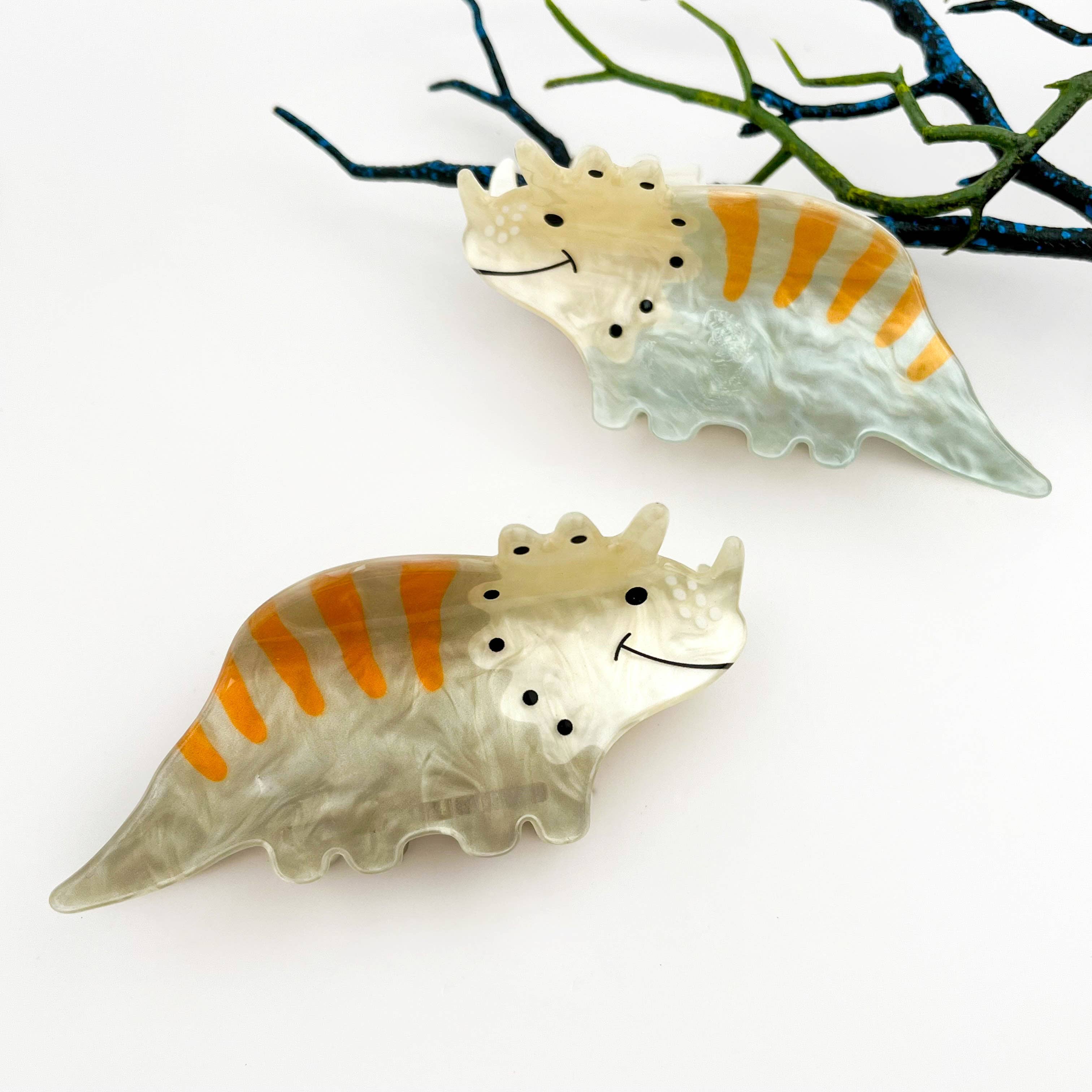 mildstyles – wholesale Hair clip – Women’s – 🦕 Cute Triceratops Hair Claw – Playful Dino PVC Clip3