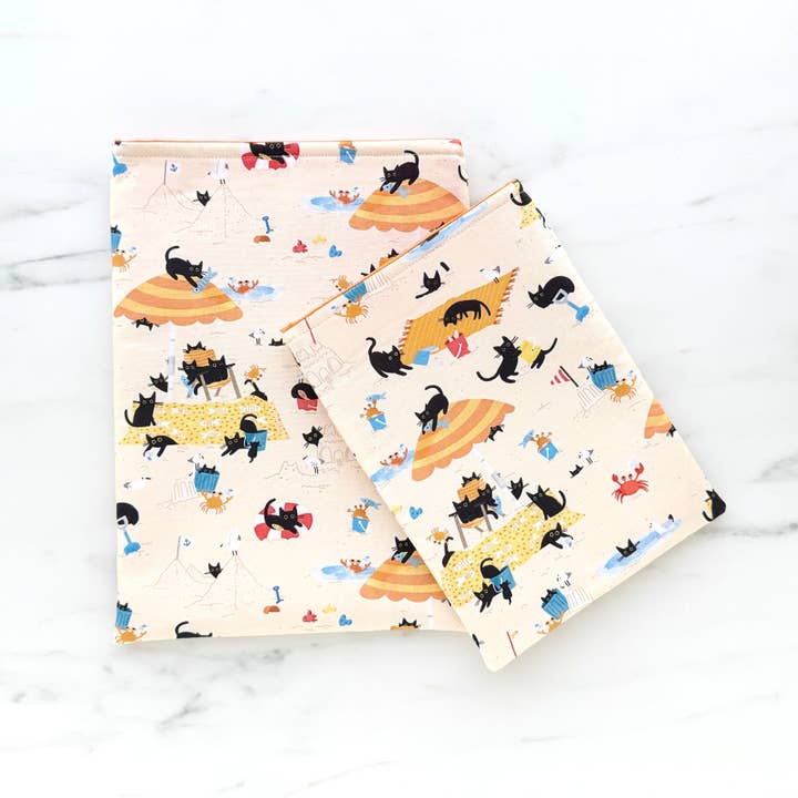 pillowhead designs - Wholesale Book Cover - beach cats - padded book sleeve, book pouch5