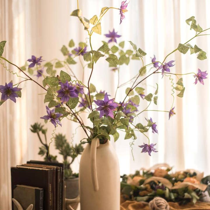 Rustic Reach - Vente Fleurs artificielles - Tige de clématite allemande violette de 40 pouces de haut2