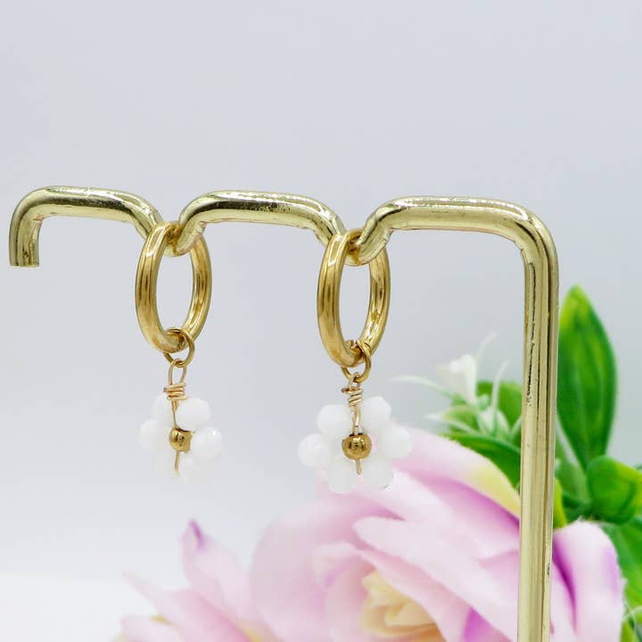 Daemon srls - Wholesale Dangle Earrings - DAISY ~ ACCIAIO INOSSIDABILE Orecchini mini hoops con fiori e cristalli8