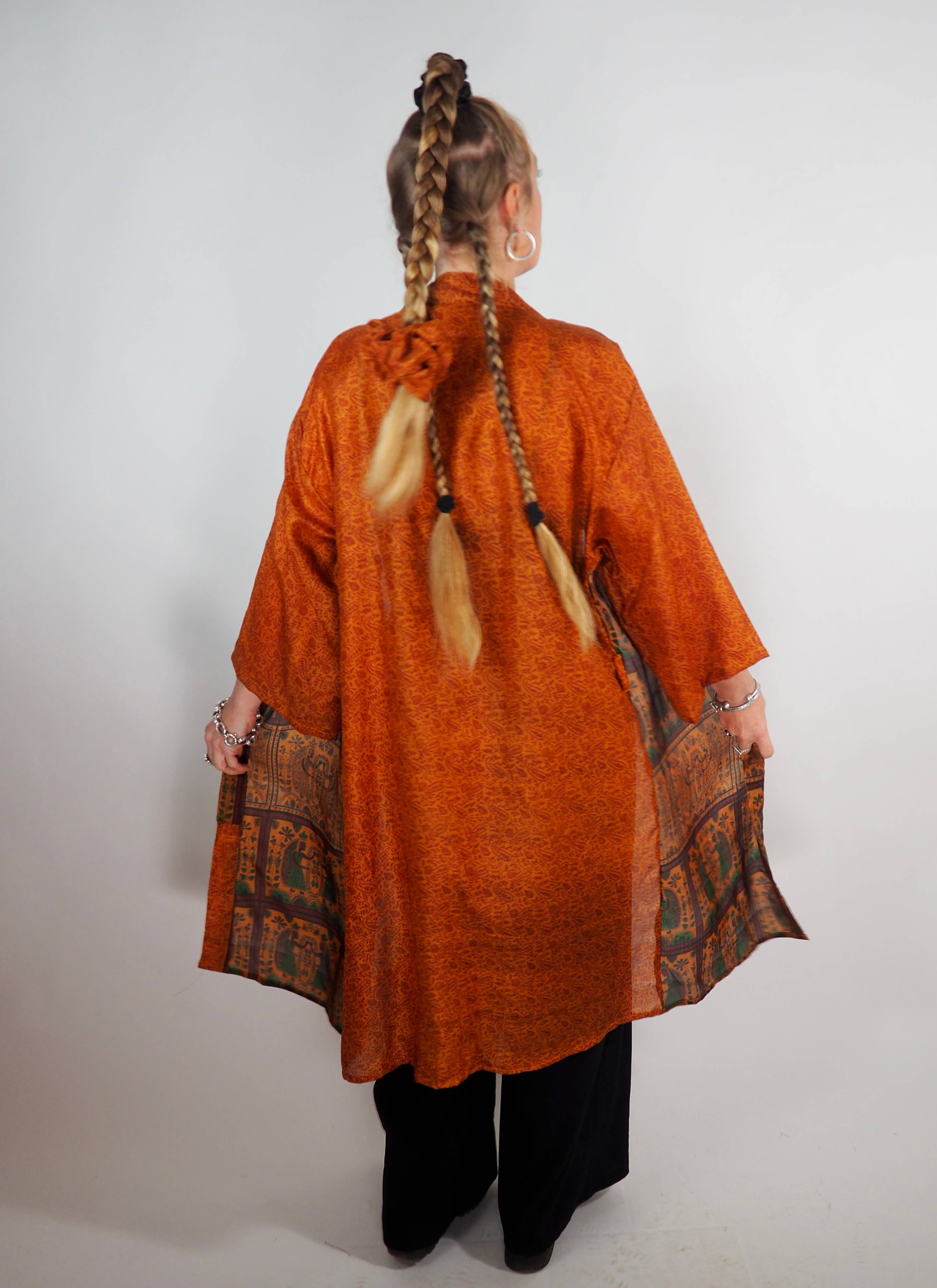 Vagabond Ibiza - Wholesale Kimono - Women's - The Kardash Kimono Mid-Length – Upcycled Vintage Sari Kimono5