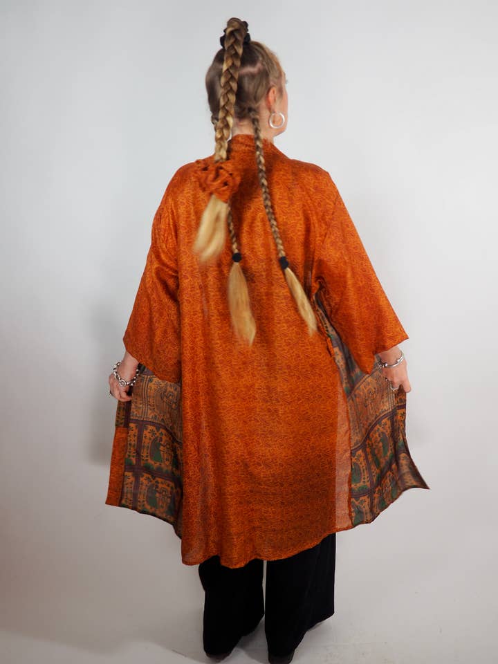 Vagabond Ibiza - Wholesale Kimono - Women's - The Kardash Kimono Mid-Length – Upcycled Vintage Sari Kimono5