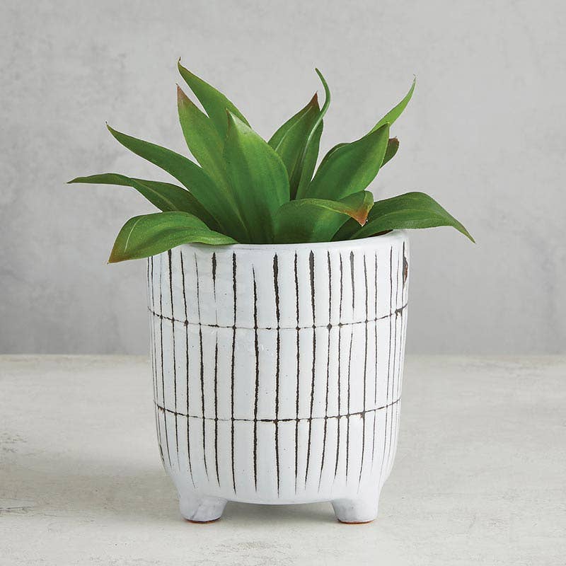 47th & Main (Creative Brands) - Wholesale Plant Pot - Striped Pot1