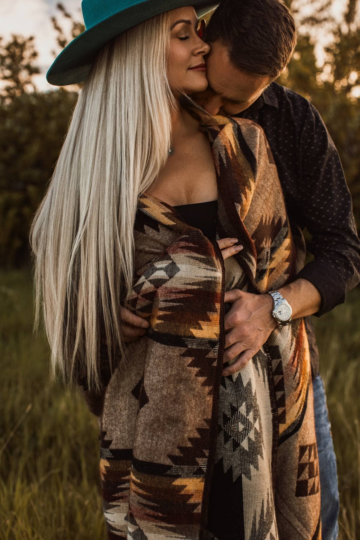 Meraki Movement - Wholesale Throw Blanket - Prairie Sunset Aztek Alpaca Throw Blanket3