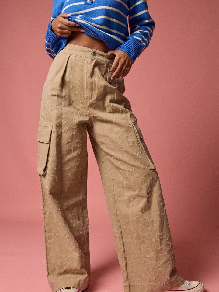 PP16741 - Pantalon Cargo Brodé Adeline pour la vente par Papermoon