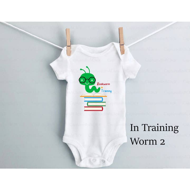 Captured In A Click Designs - Wholesale Rompertje - Baby - Future Bookworm Onesies® | Schattige babyrompertje | Wormbodysuit | Nerd-bodysuit | Bodysuit voor boekenliefhebbers | uniseks outfit1