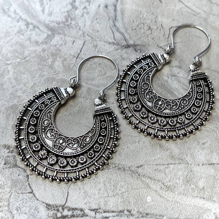 Peace Love Bling - Vendita all'ingrosso Orecchini pendenti - Orecchini a Cerchio Boho in argento Dakota Bali1