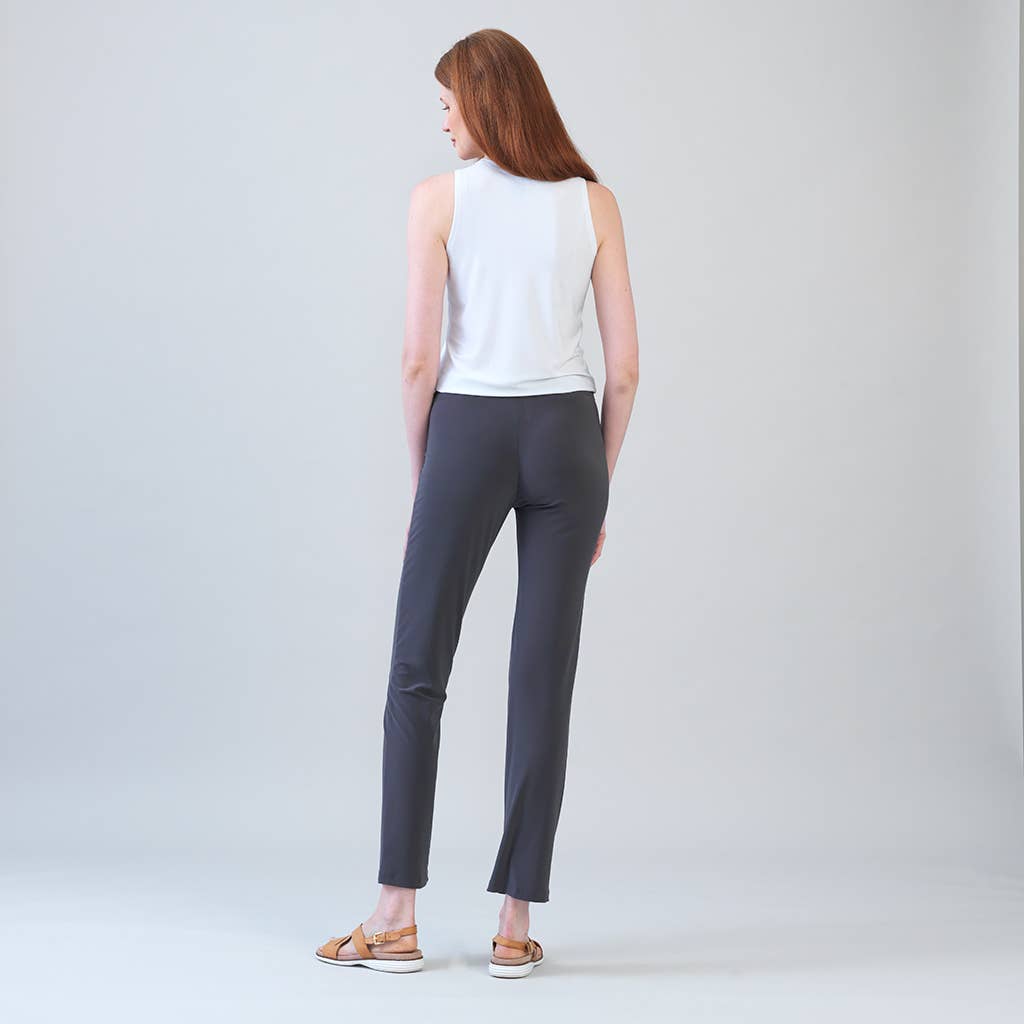 Clara Sunwoo - Wholesale Broek - Dames - 3PT - Kenmerkende broek met rechte pijpen16