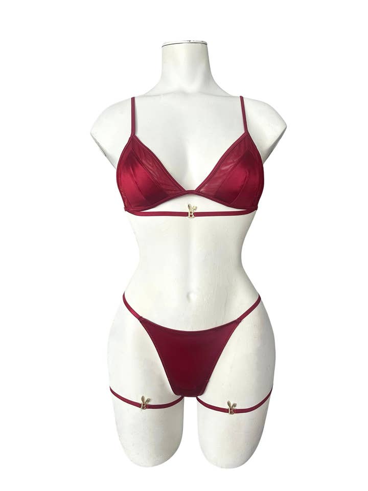 BUNNIES ROOM - Wholesale Lingerie Set - Women's - LINGERIE SET IN RED WINE