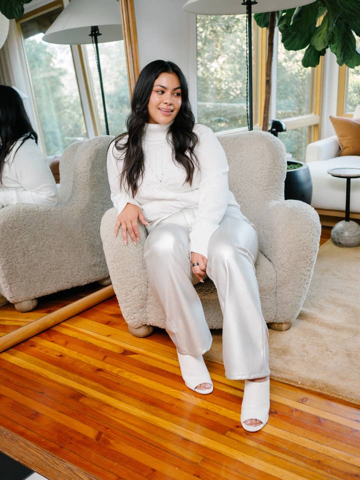 Contrôle du ventre Métallique Argenté Similicuir Droit - PLUS pour la vente par Judy Blue Jeans