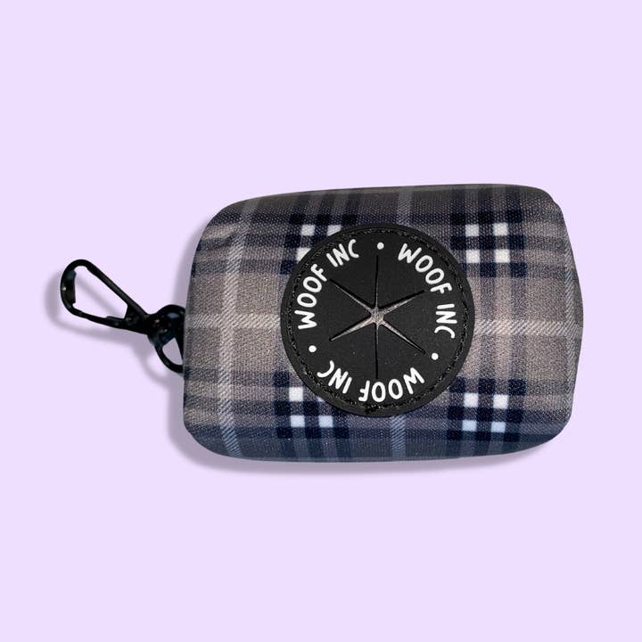 Porte-sac à crottes en tartan noir et gris pour la vente par WOOF INC