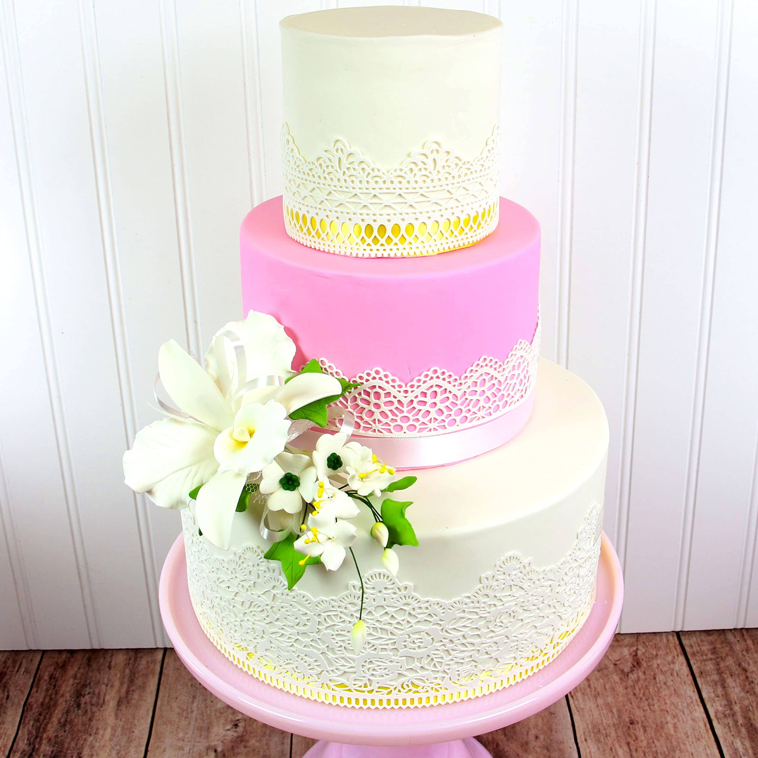 Global Sugar Art – wholesale Artificial flowers – Orchid Sugar Cake Flower Sprays, White Cattleya Orchid Spray, by Global Sugar Art3