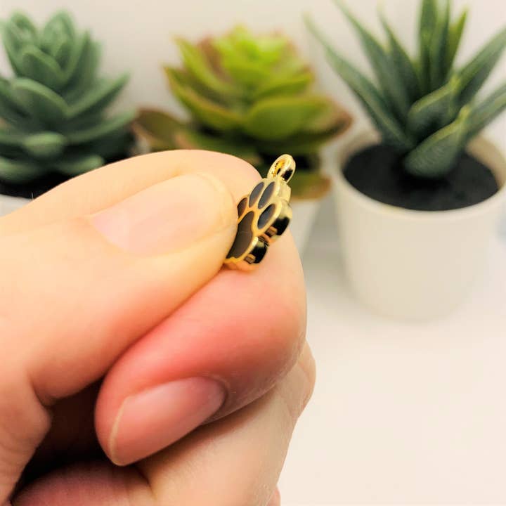 Guerrilla Charm - Wholesale Individual Charm/Pendant - Black Enamel and Gold Paw Print Charms, 15x12mm1
