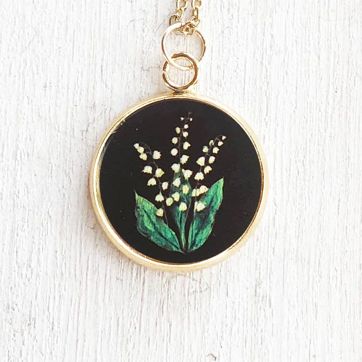 Storytime Art Studio – wholesale Hänge-/berlockhalsband – Födelse blomma halsband, Maj, Liljekonvalj