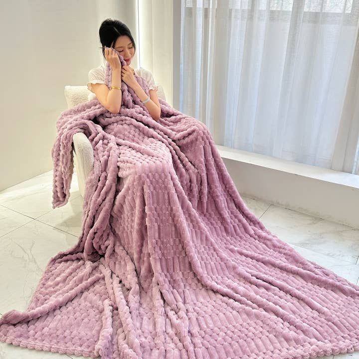 FLUFFERY - Wholesale Throw Blanket - Turtle Fleece Throw – Bubble-Texture Ultra Plush Blanket for Cozy Comfort12
