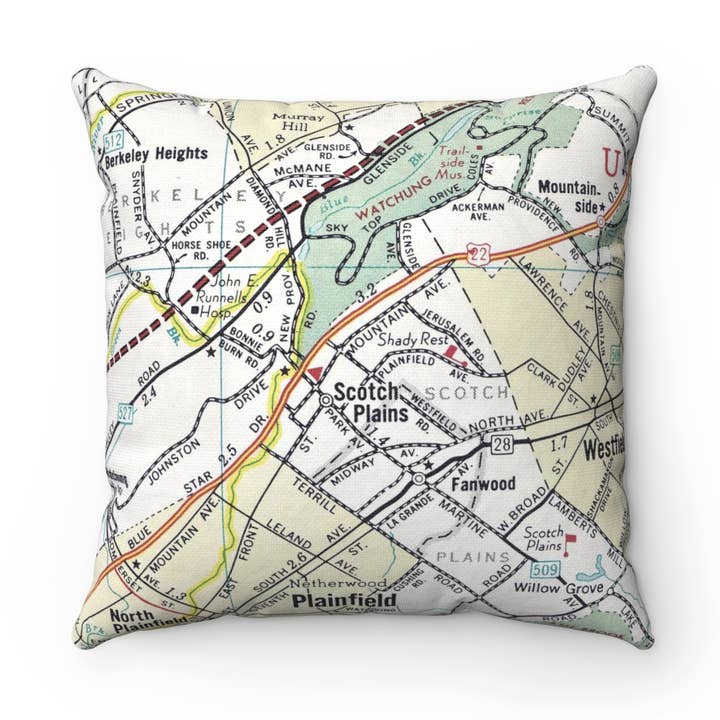 Scotch Plains New Jersey Map Oreiller pour la vente par Daisy Mae Designs