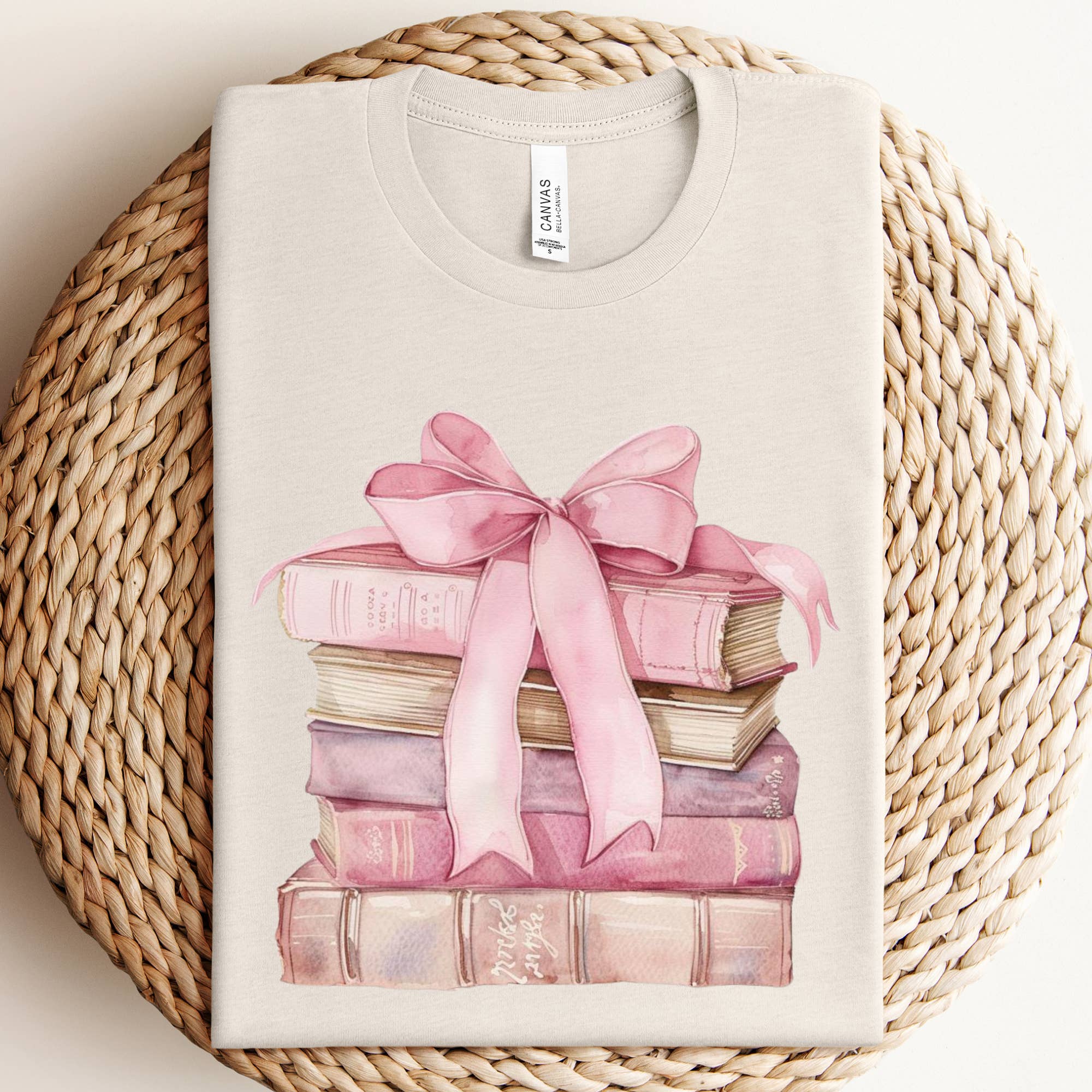 Willow Poppy - Vendita all'ingrosso Maglietta serigrafata - Donna - Maglietta Grafica Coquette Vintage Books