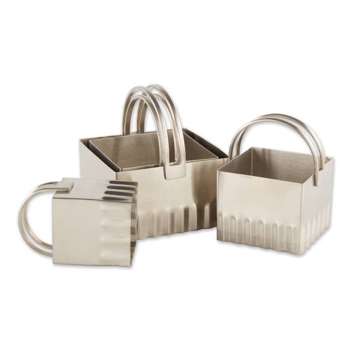 RSVP International - Wholesale Cookie Cutter - Biscuit Cutters - Square Rippled Set Of 41