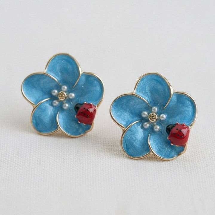 Nyckfulla blomörhängen för wholesale av Ellemadera