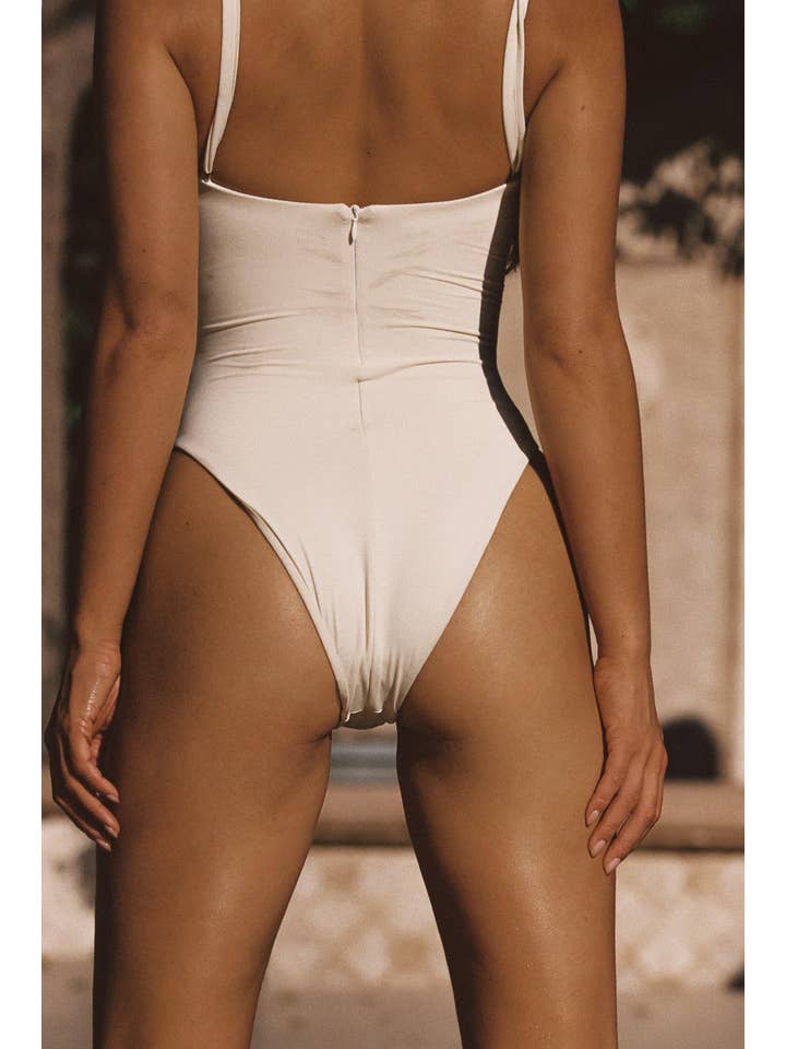 SEASHELL - Wholesale One Piece Swimsuit - Women's - KATERIN Balconette One-Piece Swimsuit in Latte2