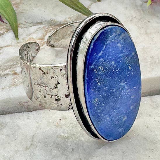 Anello artigianale in pietra semipreziosa Kashi - Lapislazzuli per la vendita all'ingrosso da parte di Anju Jewelry